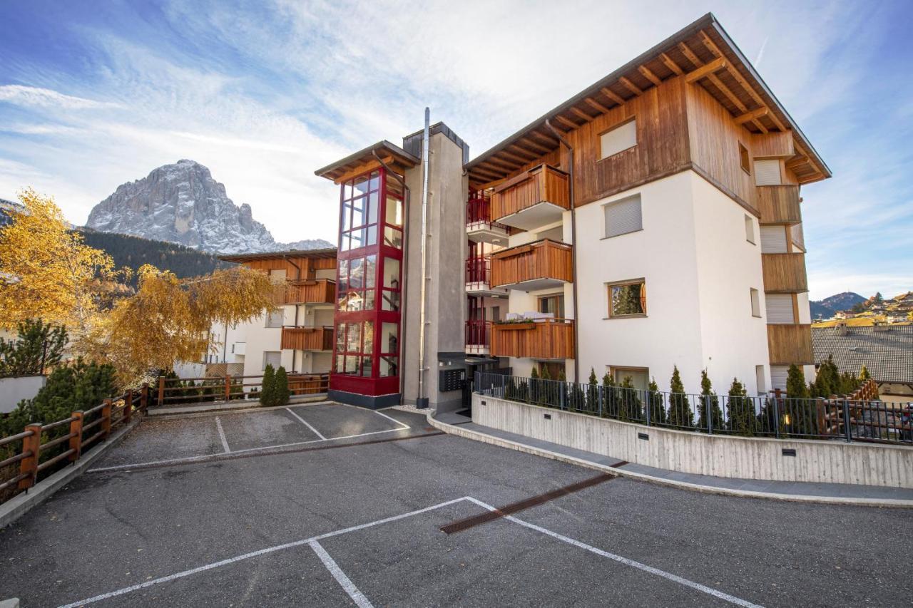 Apartment Lulu Selva di Val Gardena Bagian luar foto